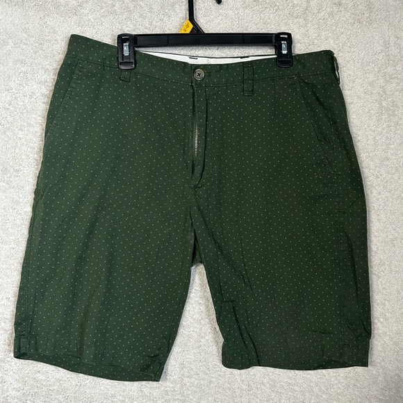 J. Crew Green Flat Front Shorts Casual Style - Picture 1 of 9